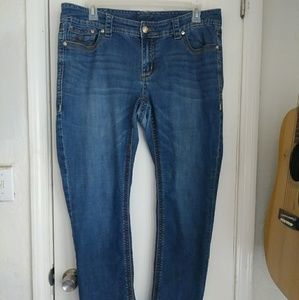 Melissa McCarthy Seven7 Jeans